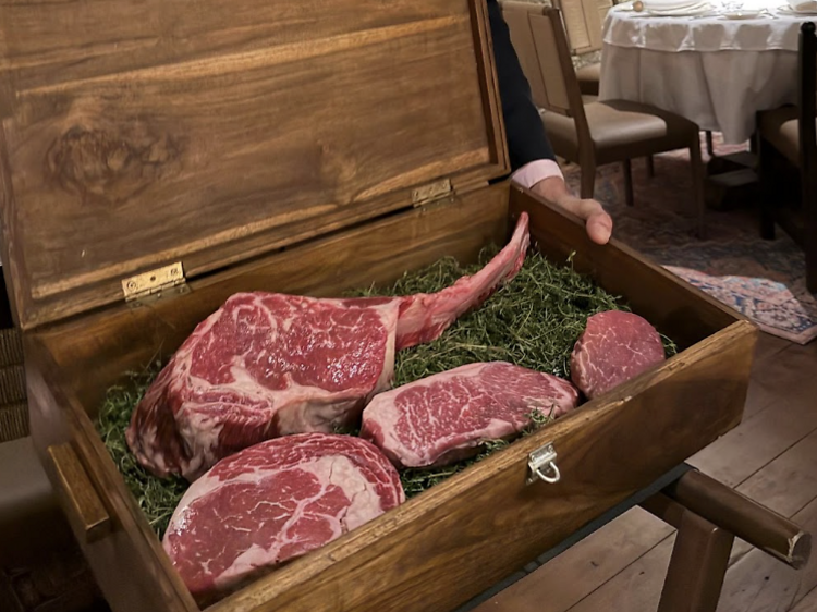 Table talk in Bangkok (December 24-31)