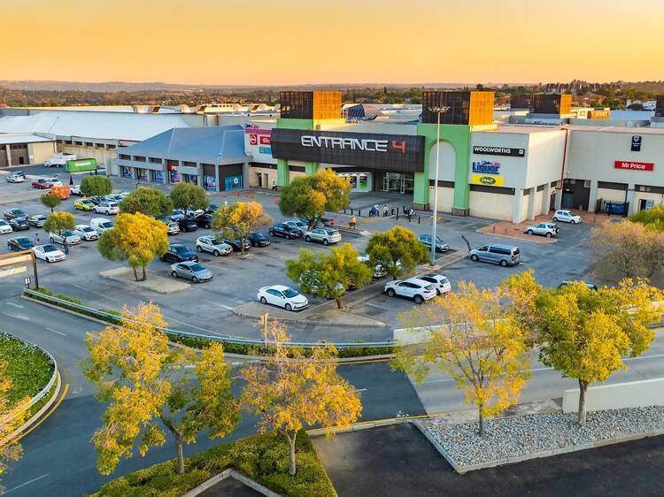 Ceiling collapses at popular Johannesburg shopping centre