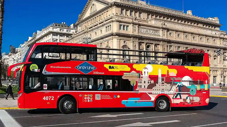 City Tourism: Hop-On Hop-Off Bus Tour City Tourism: Hop-On Hop-Off Bus Tour