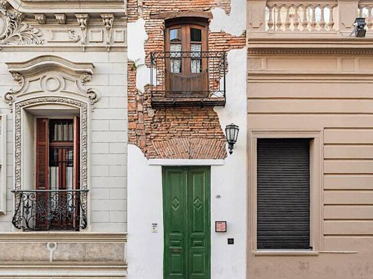 A Visit to the Narrowest House in Buenos Aires A Visit to the Narrowest House in Buenos Aires