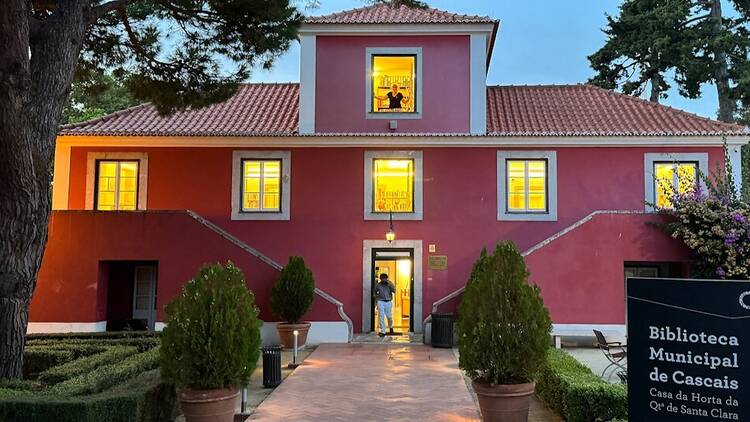 Celebrate the anniversary of Cascais Municipal Library