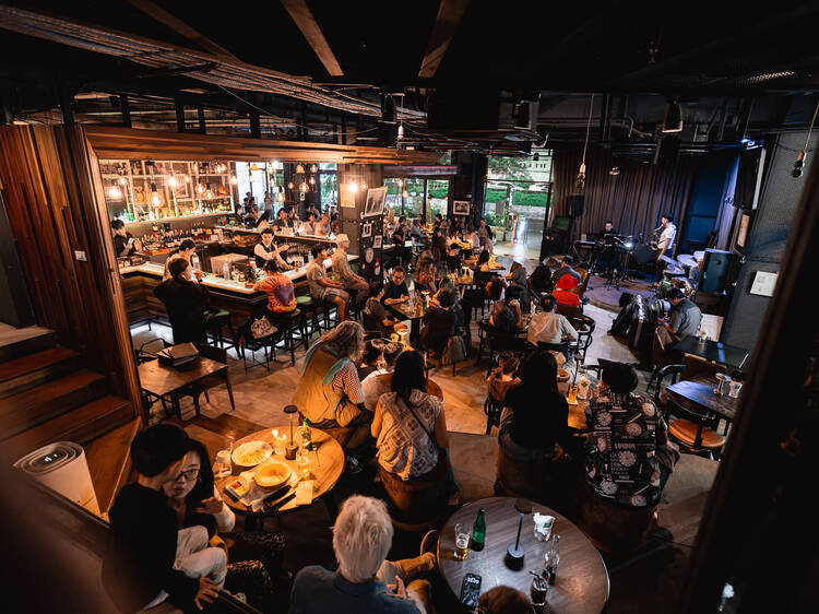 Warm up for New Year’s Eve at The Mellowship’s jazz party