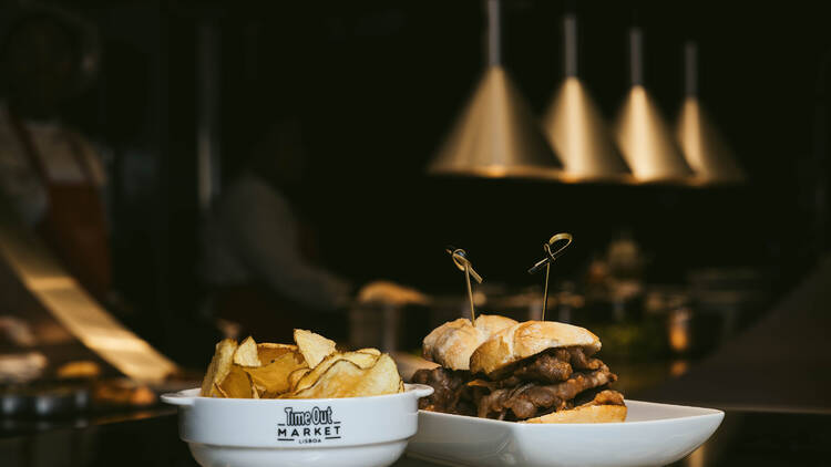 Mini-bifana de porco preto alentejano  Marlene Vieira