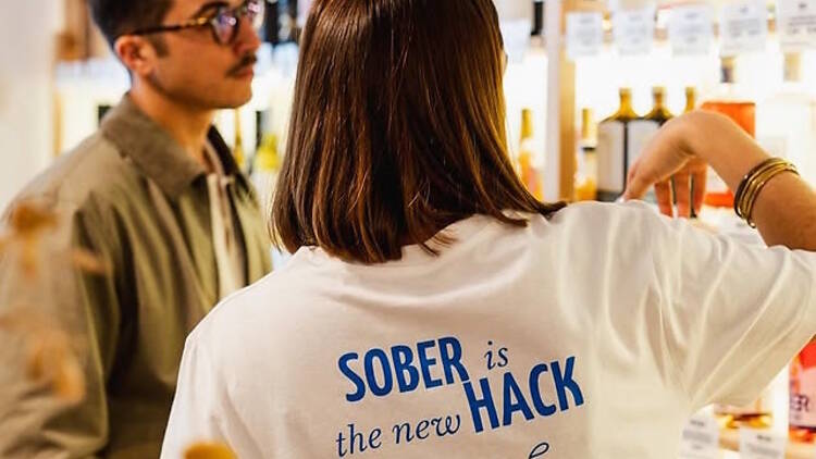 Trouver un bar pour se faire plaisir pendant le Dry January (sans toucher à une goutte d’alcool)