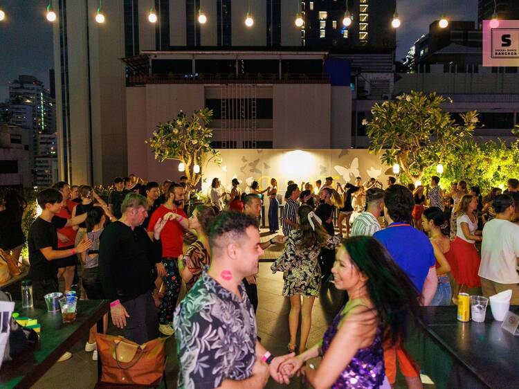 Dance salsa every Sunday at welcoming Latin party with free workshops Dance salsa every Sunday at welcoming Latin party with free workshops