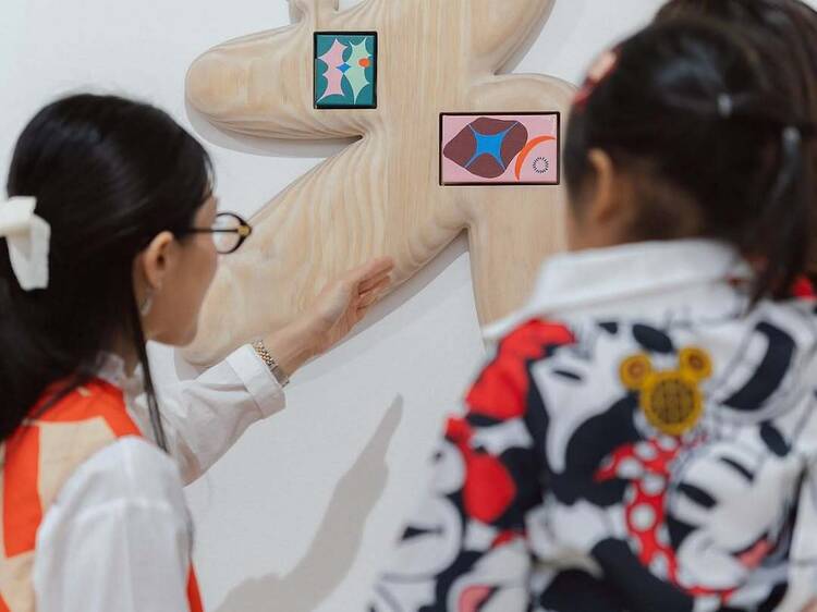 ‘I am / I am not’ โอบกอดความไม่มั่นใจในตัวเองผ่านนิทรรศการของ Jirayu Koo ‘I am / I am not’ โอบกอดความไม่มั่นใจในตัวเองผ่านนิทรรศการของ Jirayu Koo