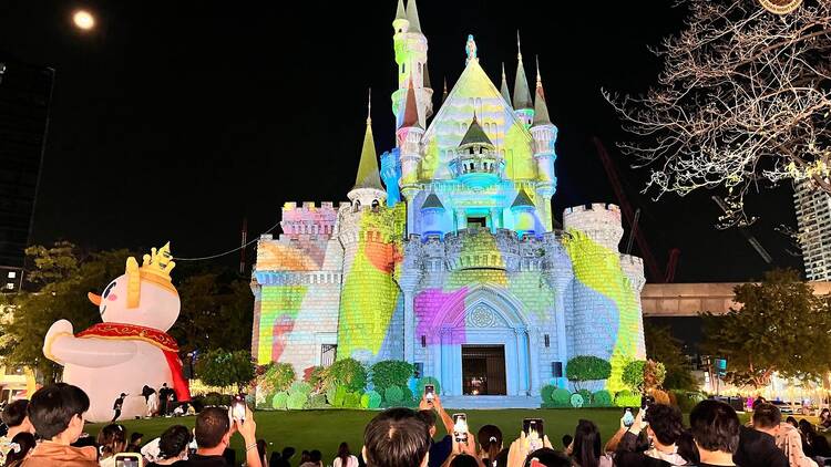 ปลุกตำนานปราสาทแดนเนรมิตให้กลับมามีชีวิตอีกครั้งที่งาน Liabduan Neramit Nightlight ปลุกตำนานปราสาทแดนเนรมิตให้กลับมามีชีวิตอีกครั้งที่งาน Liabduan Neramit Nightlight