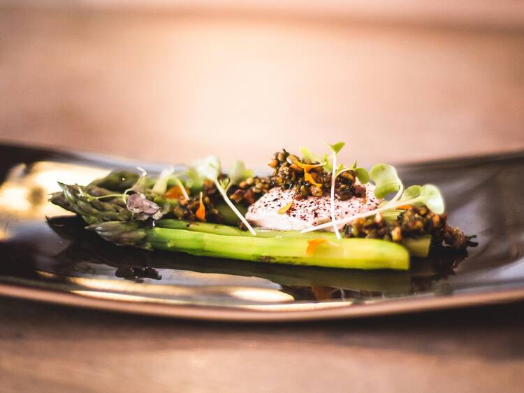 Dining 26 by Arto Rastas