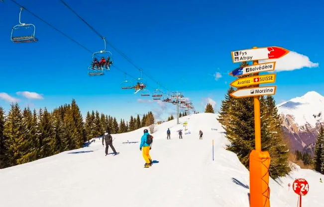 neu, esquiar. fran&ccedil;a