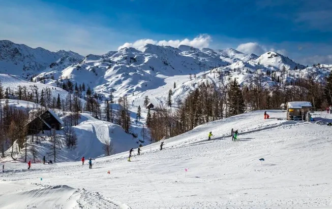 neu, esquiar. eslovenia