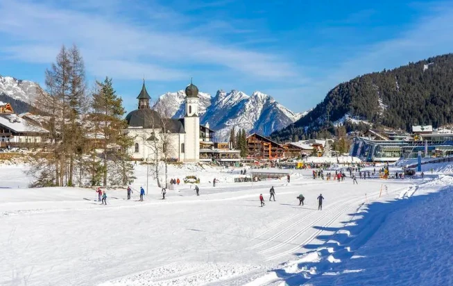 neu, esquiar. austria