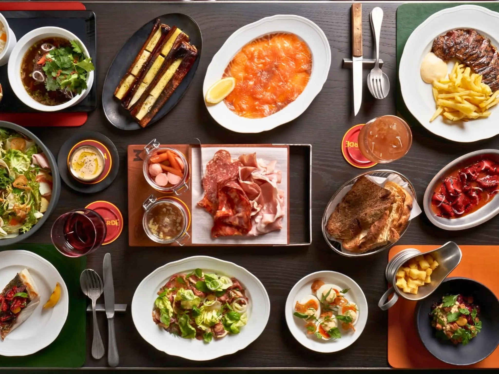 Moutarde and Sundae Royale