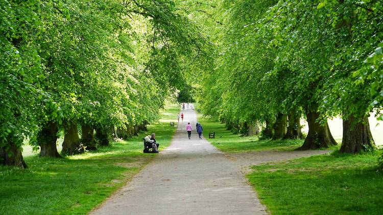 The most desirable town to live in Britain is just 30 minutes from London