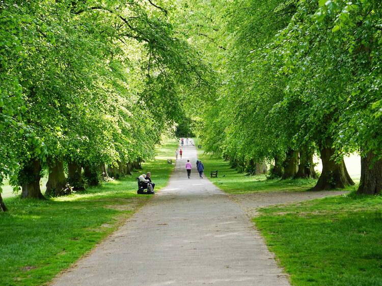 The most desirable town to live in Britain is just 30 minutes from London