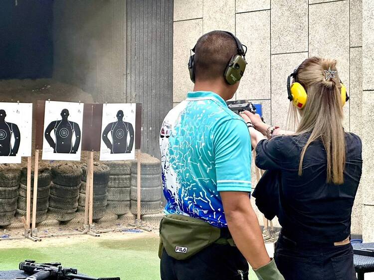 เอาอารมณ์ไปลงที่สนามยิงปืน