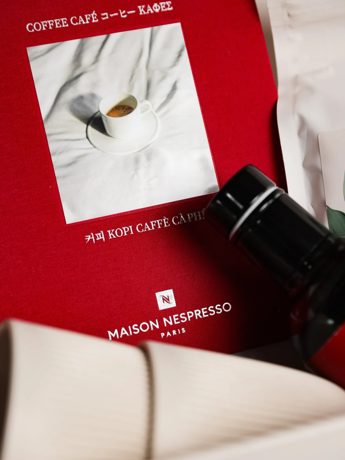 On a bu un caf&eacute; avec The Social Food, qui vient de sortir un livre sur... le caf&eacute;