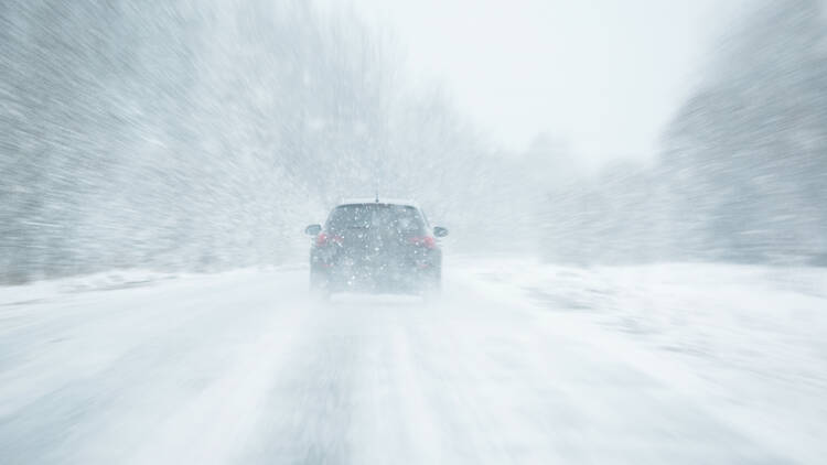 Montreal expected to get 10 cm of snow overnight — with messy road conditions tomorrow Montreal expected to get 10 cm of snow overnight — with messy road conditions tomorrow