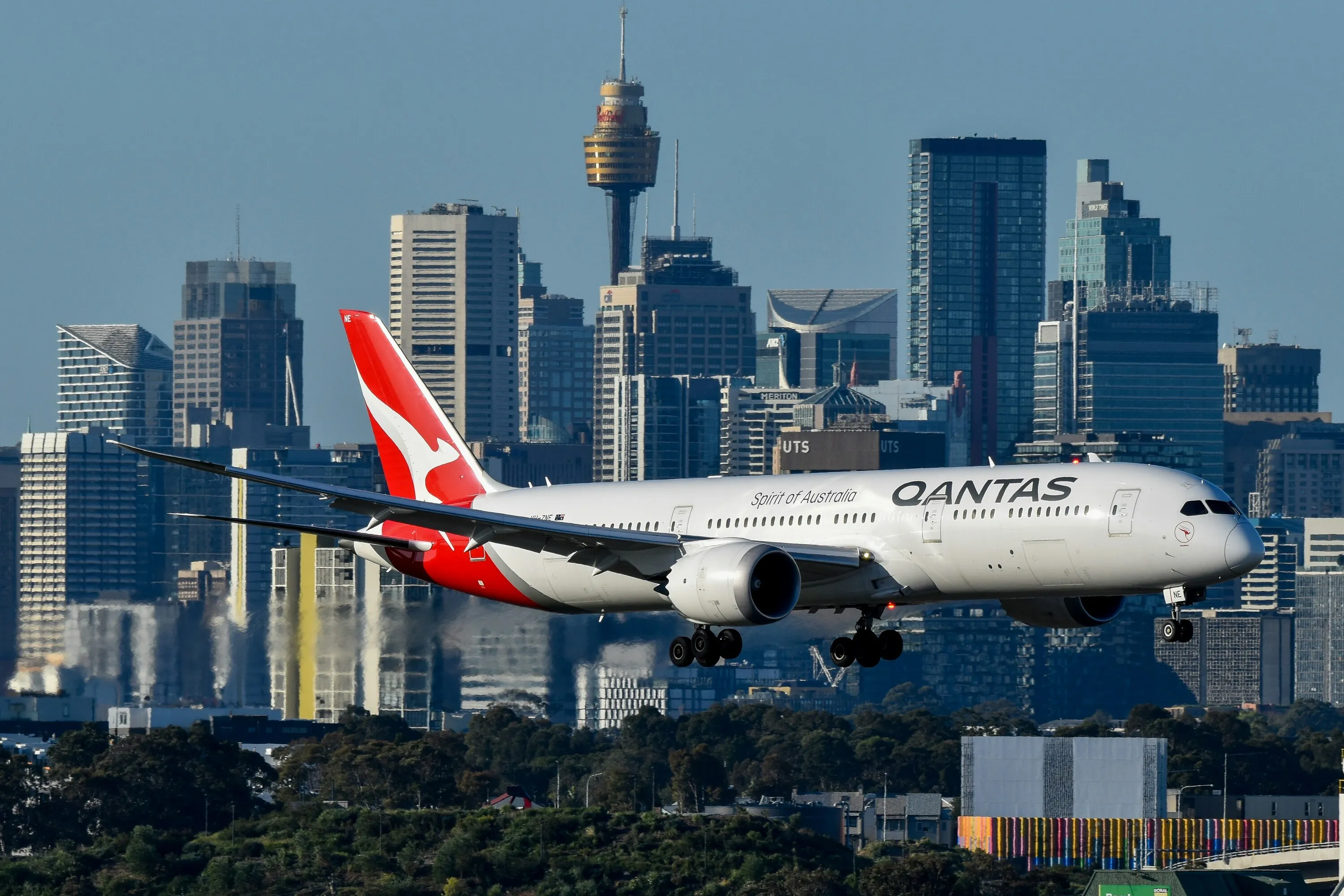 Plane landing near Sydney city
