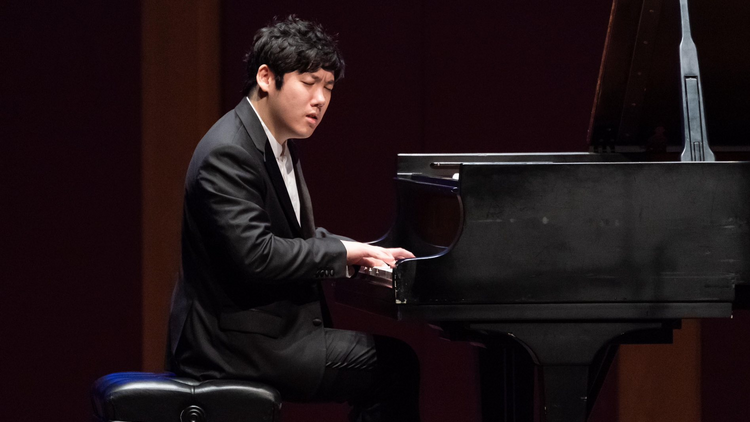 Prepare for a thrilling orchestral experience with Haochen Zhang at Esplanade