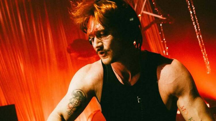 Dance to Raumtester's scene-building experience with acid grooves from 5.5MM at HORN