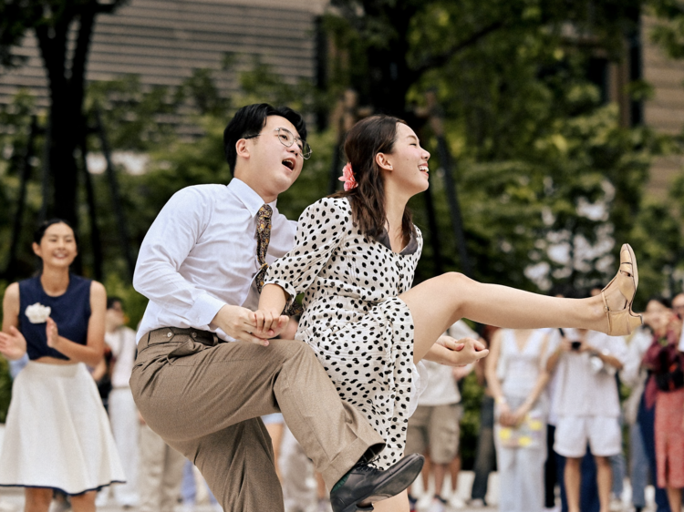 Learn swing dancing on grass then linger with Yusu Jazz Band at Rot Fai Park's free afternoon Learn swing dancing on grass then linger with Yusu Jazz Band at Rot Fai Park's free afternoon