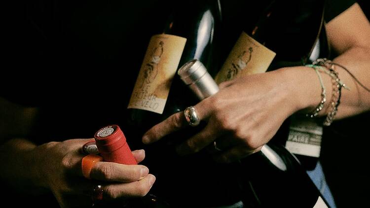 À Noailles, Yuzu Record Bar fait dialoguer cuisine méditerranéenne, cocktails et culture sonore