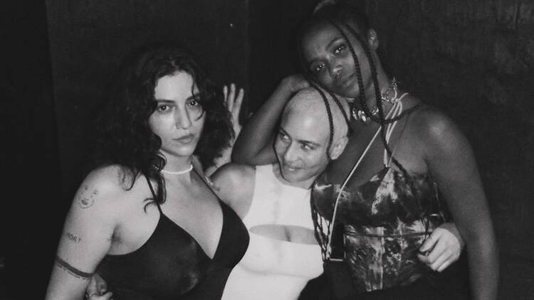 S'ambiancer à la soirée organisée par Time Out et Chop Chop pendant la Paris Fashion Week