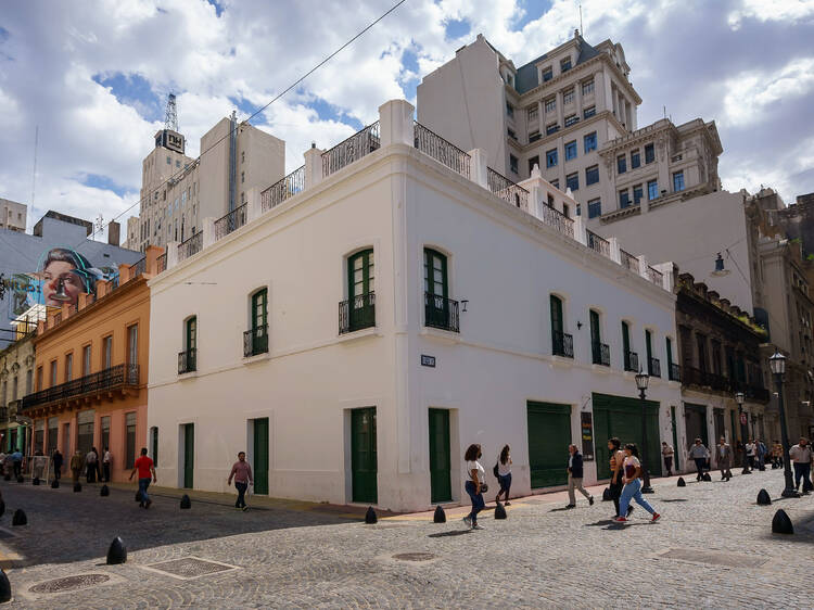 Open-air music at Casa del Virrey Liniers