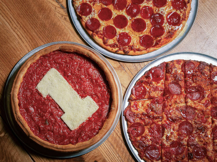 This unique pizza by Giordano's honors Derrick Rose's jersey retirement This unique pizza by Giordano's honors Derrick Rose's jersey retirement