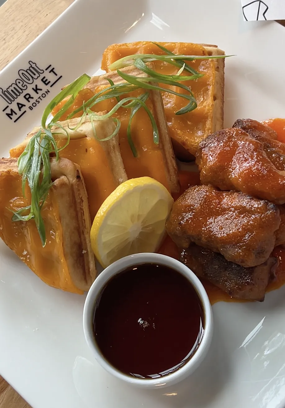 chick'n + waffles cafe Lulu 