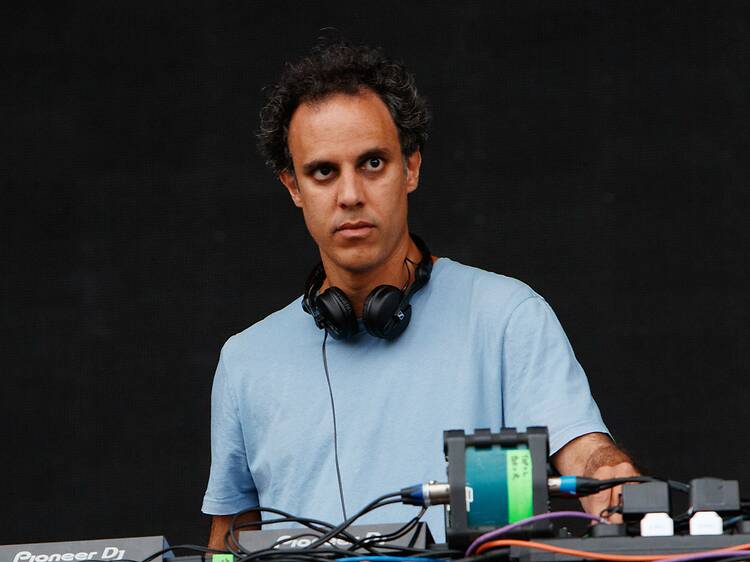⁠⁠Four Tet