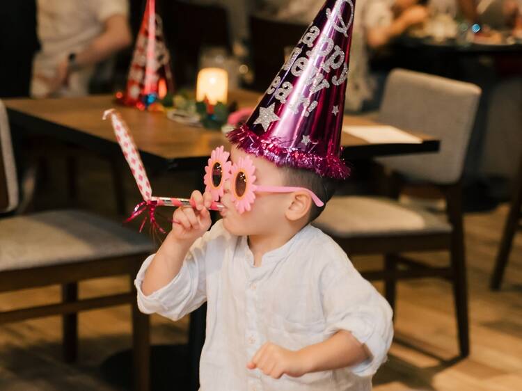 Stock.Room celebrates Thai Children’s Day with a kid-friendly buffet