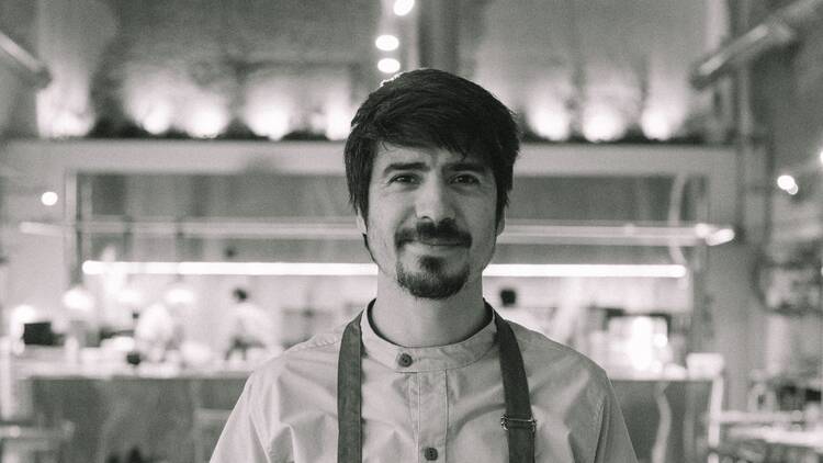 Santiago Pérez: honest cooking, fire and craft at Mambo