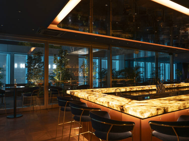 Tokyo: Ginza Sapphire Lounge