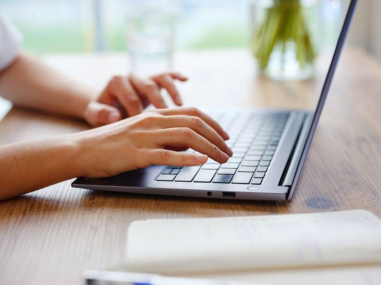 Un barceloní crea un navegador per llegir els webs en català sense haver de traduir-los (i es pot instal·lar gratis)