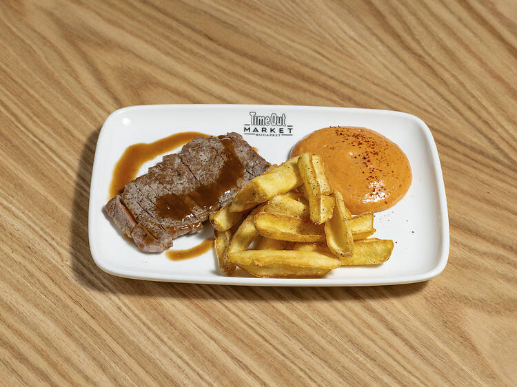 Egy hely, ahol 10 000 Ft alatt ehetsz minőségi steaket a belvárosban