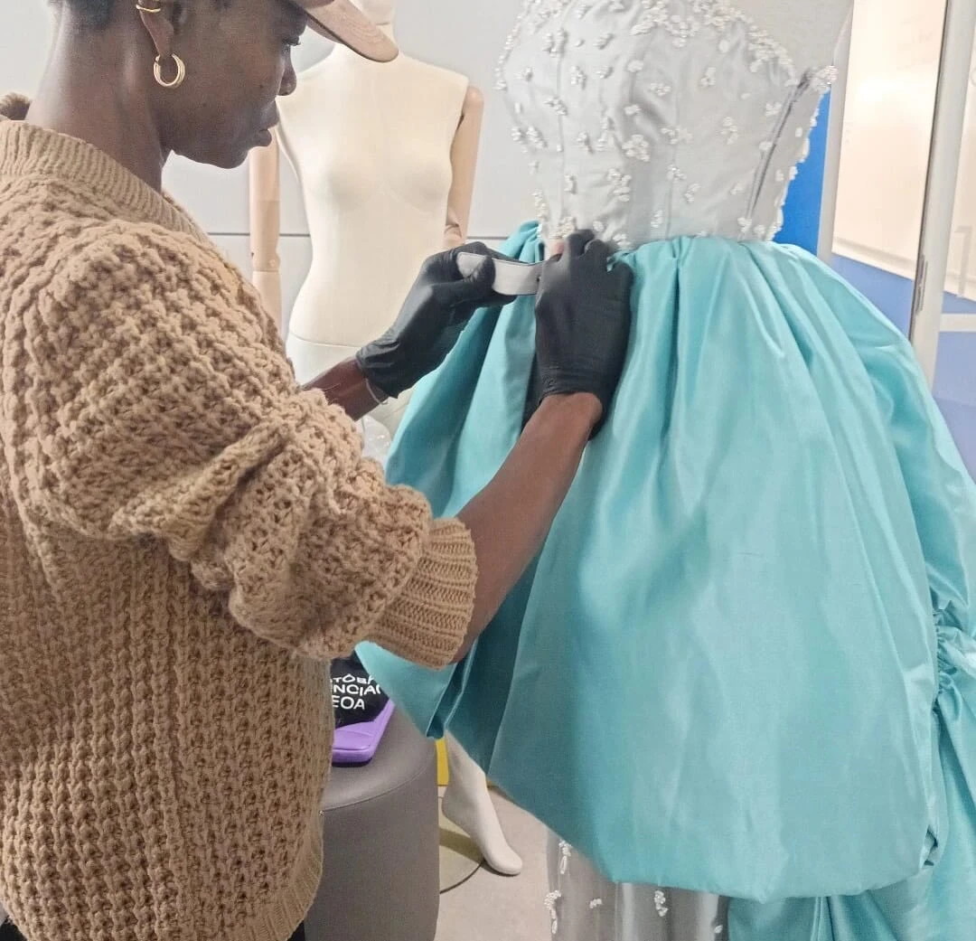 Del taller a la pantalla: el legado de Balenciaga. @cgmoda.villanueva