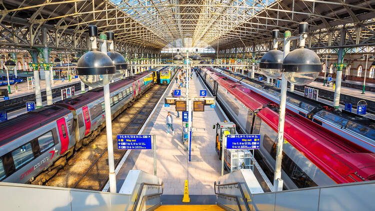 Manchester Piccadilly train station