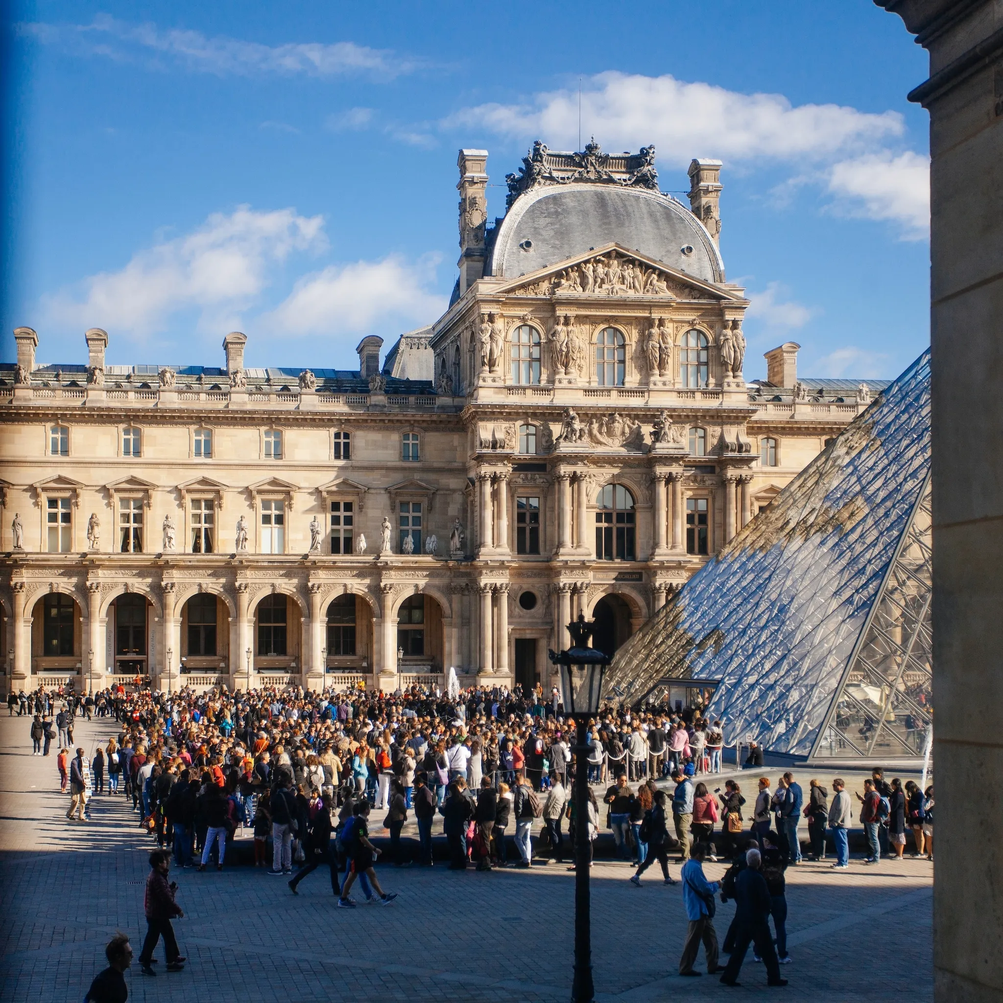 Queues outside the Louvre, Paris