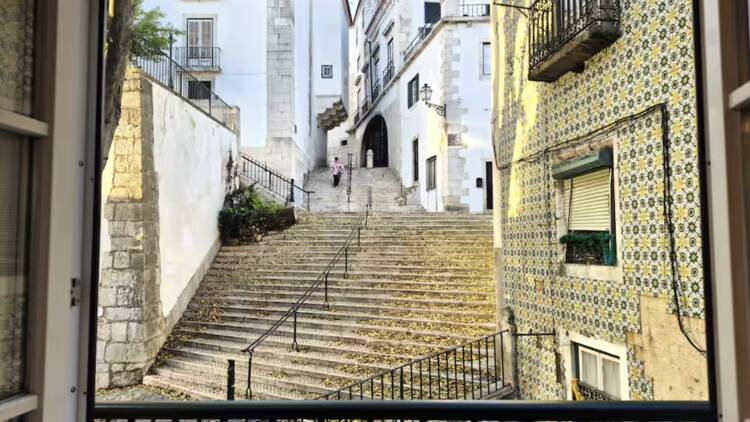 The traditional Alfama apartment