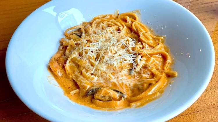 Bowl of creamy pasta