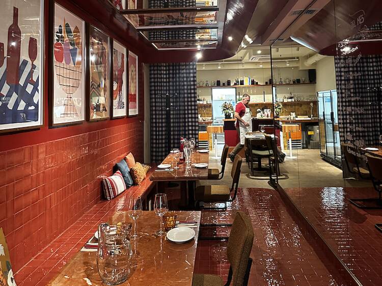 Cocina ochentera en versión gourmet: así es el nuevo restaurante de uno de los grandes cocineros de Barcelona