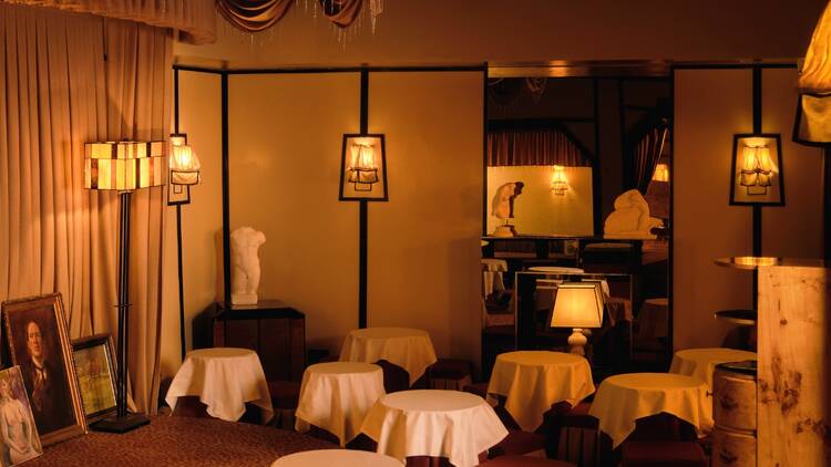 The Roses of Elagabalus