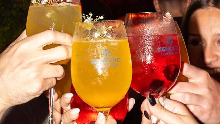 Villa Devoto — Hada Blanca Cocktail Villa Devoto — Hada Blanca Cocktail