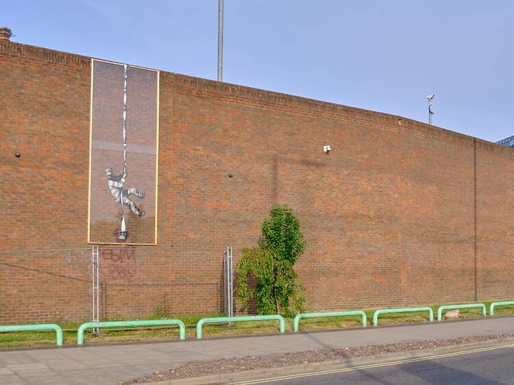 The jail that Oscar Wilde was imprisoned in could be turned into an art space and boutique hotel