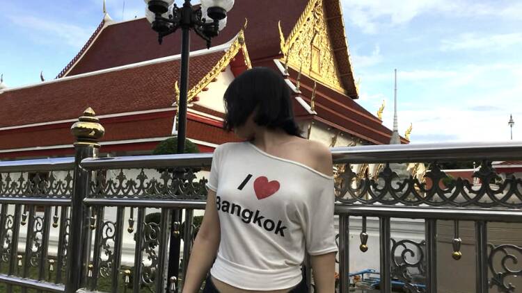 ‘I heart Bangkok’ off-shoulder top