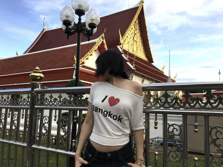 ‘I heart Bangkok’ off-shoulder top