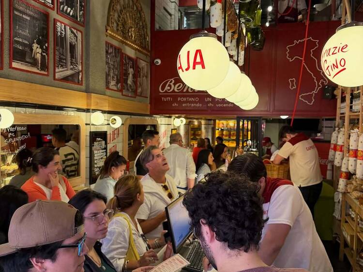 Theater + Food Stop = A Perfect Plan on Corrientes Avenue