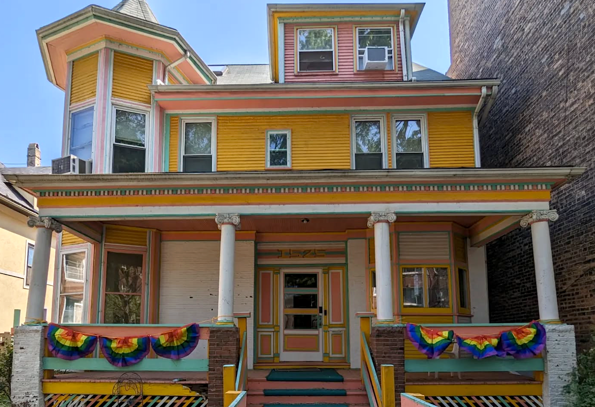 Is this Chicago Victorian home really one of the “ugliest in America”? HGTV thinks so.