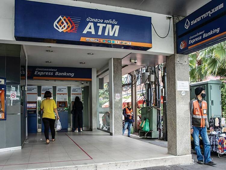 Cash exchange and ATMs: don’t get rinsed by fees